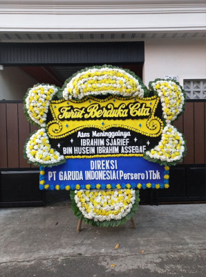 Papan Bunga Duka di Kamaruton