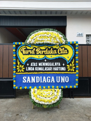 Papan Bunga Duka di Kamaruton